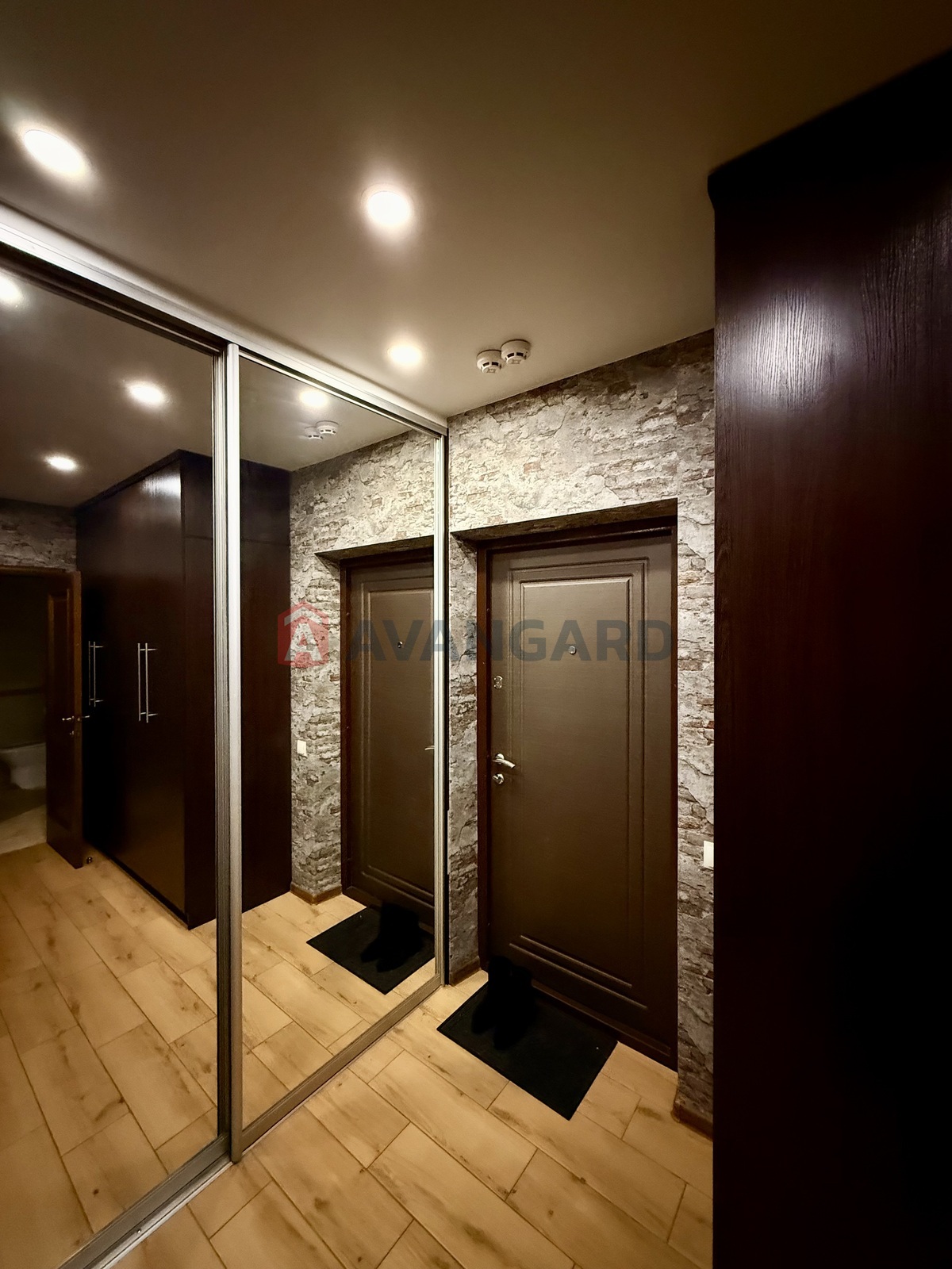 2 ��. ��������, 50/-/21 ��. �., 21/26 ������ ���� 10