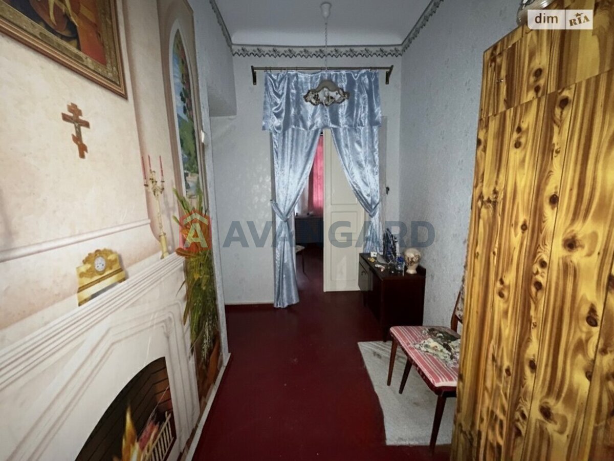 3 ����. ��������, 61/38/6 ��. �., 2/2 ���� ���� 6