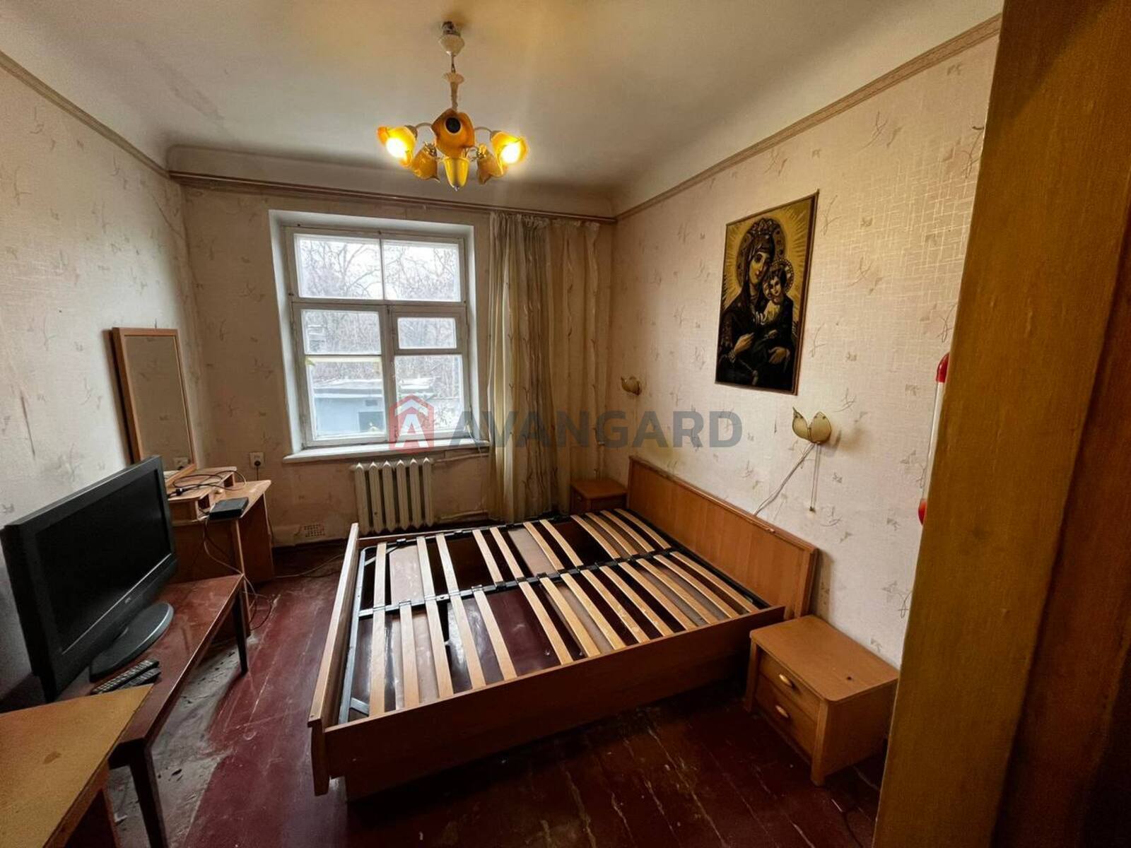 2 ��. ��������, 43/-/7 ��. �., 2/2 ������ ���� 4