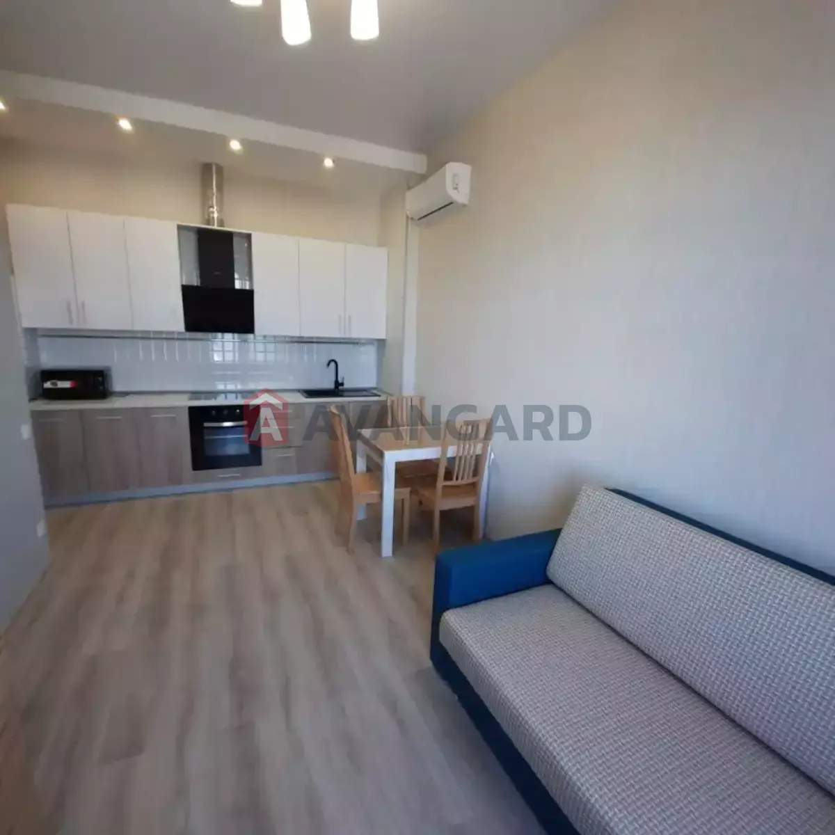 1 ��. ��������, 41/16/16 ��. �., 13/18 ������ ���� 11