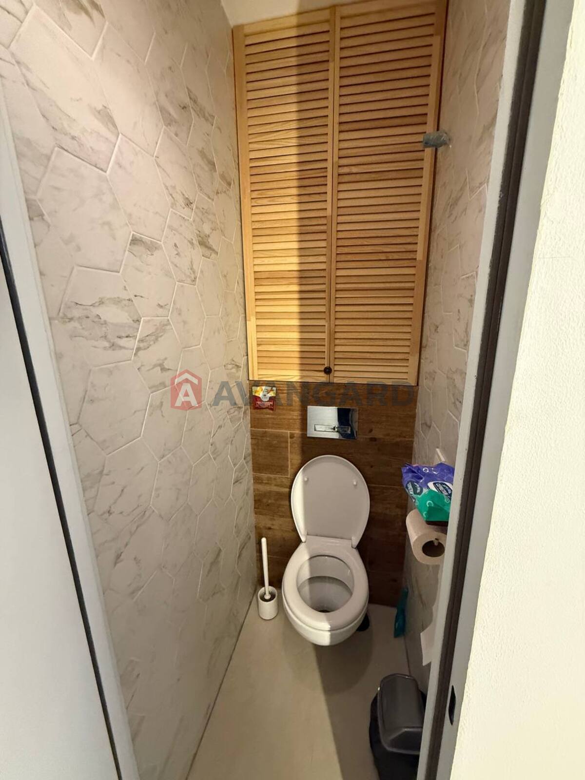 3 ��. ��������, 69/45/8 ��. �., 4/9 ������ ���� 4