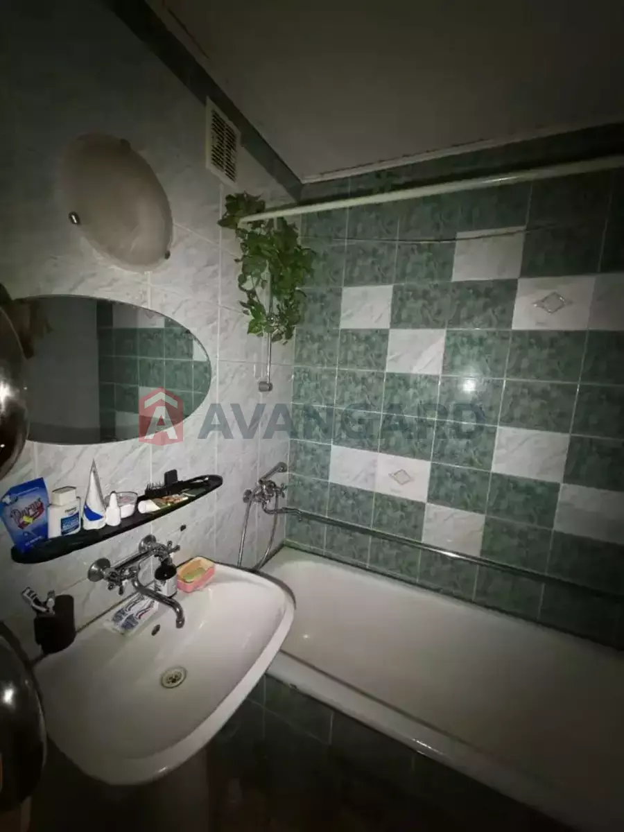 3 . , 67/39/8 . ., 7/9   8