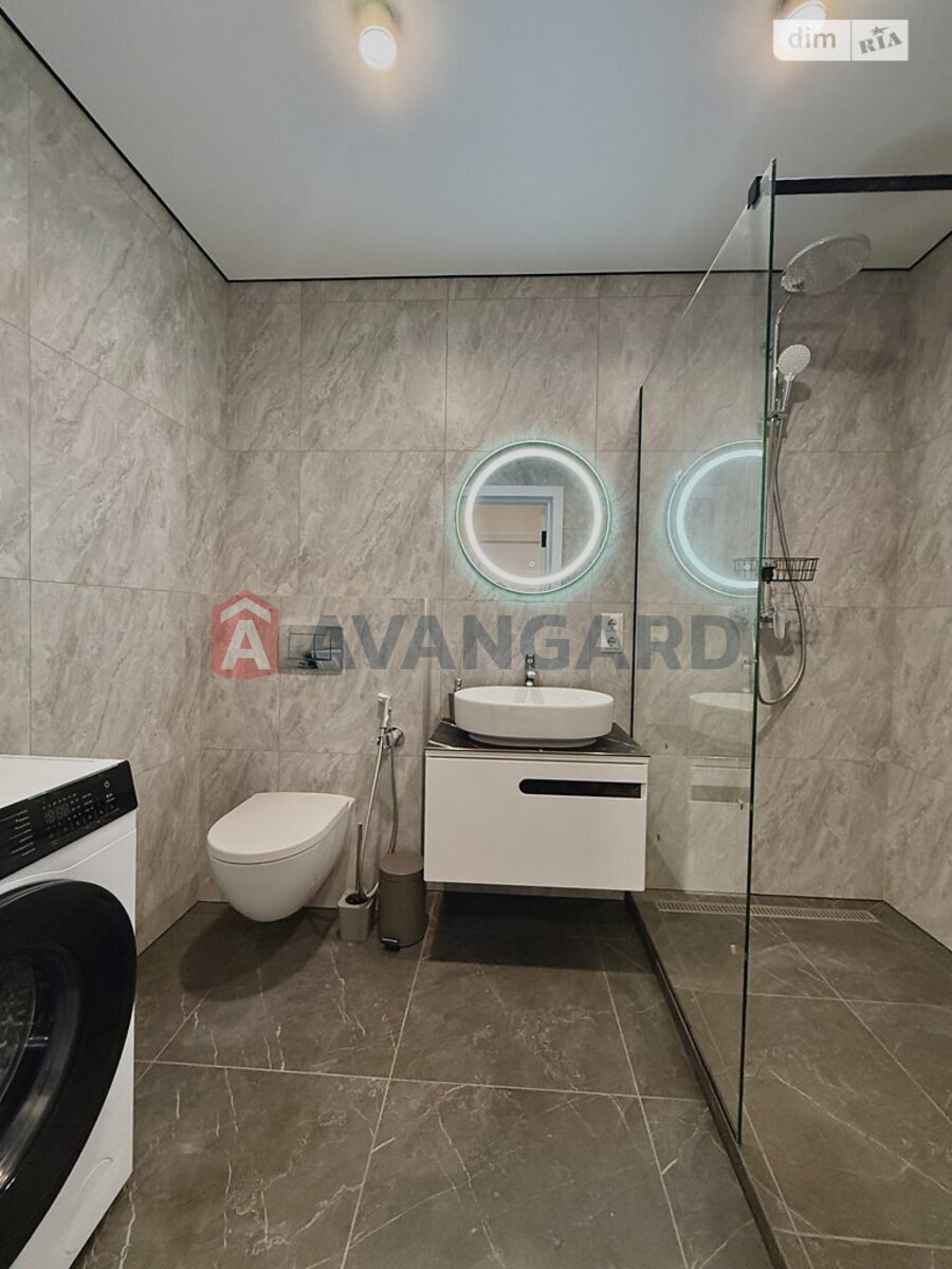 2 ����. ��������, 70/34/14 ��. �., 3/10 ���� ���� 13