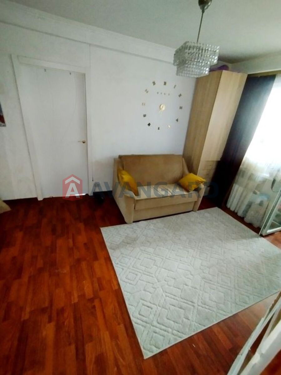 2 . , 43/-/7 . ., 5/5   10