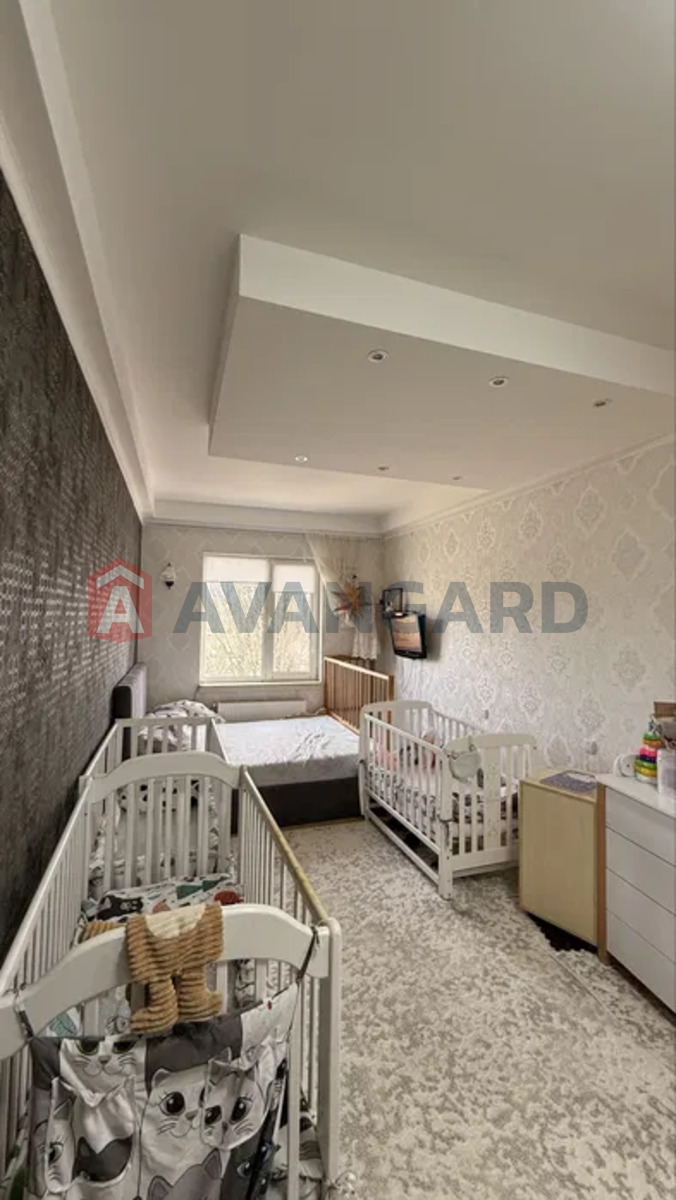 3 ��. ��������, 79/-/16 ��. �., 2/3 ������ ���� 2