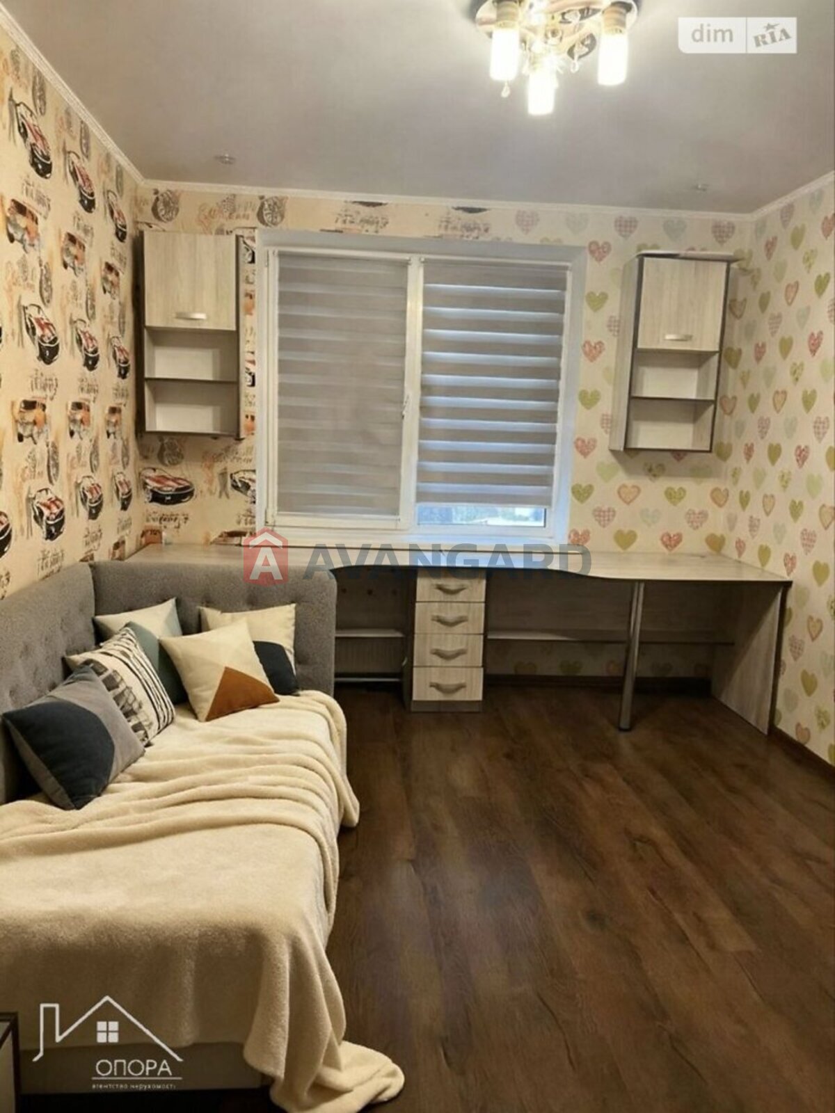 2 ��. ��������, 73/35/12 ��. �., 10/10 ������ ���� 6