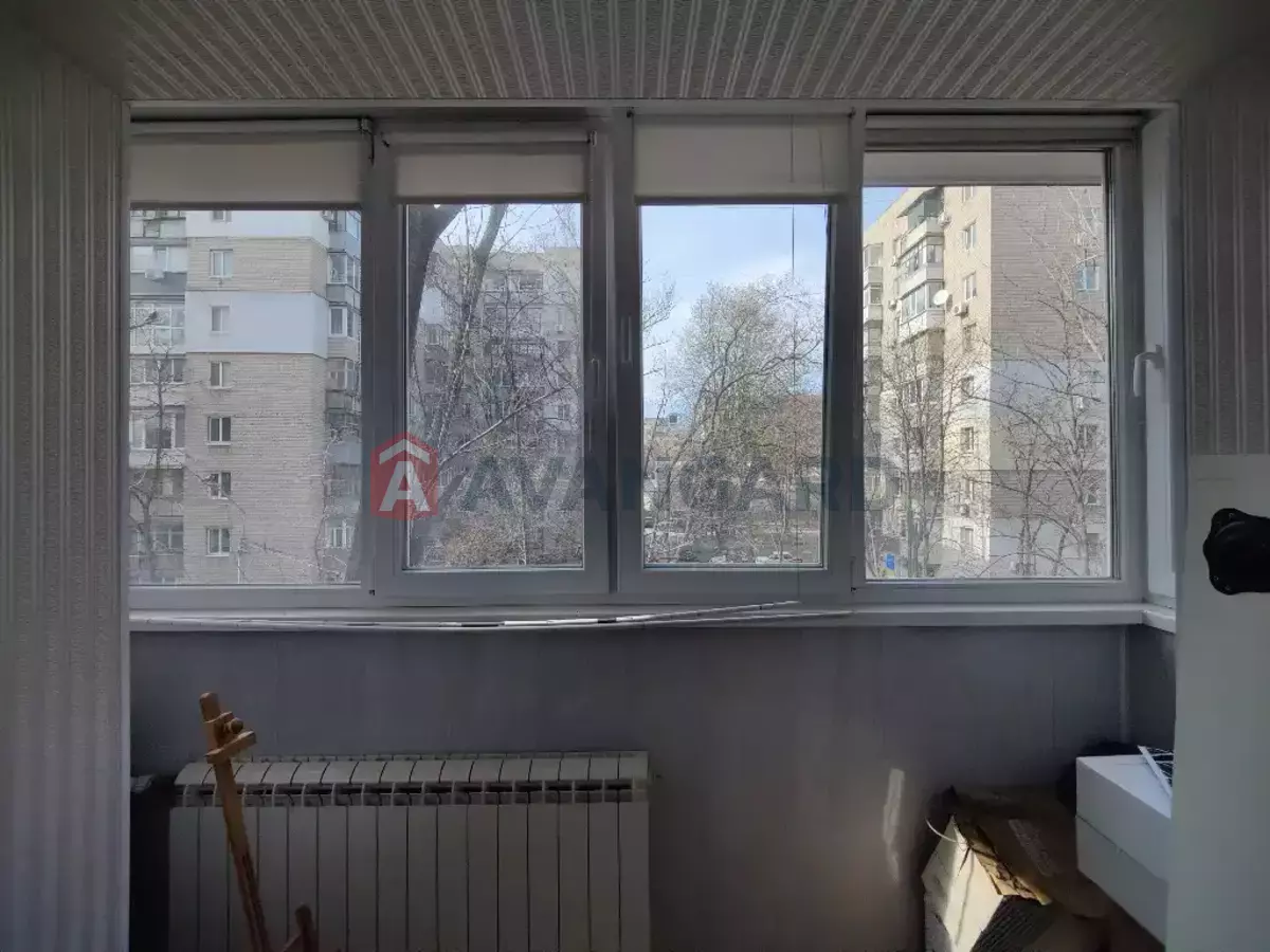 1 ��. ��������, 33/19/6 ��. �., 4/5 ������ ���� 13