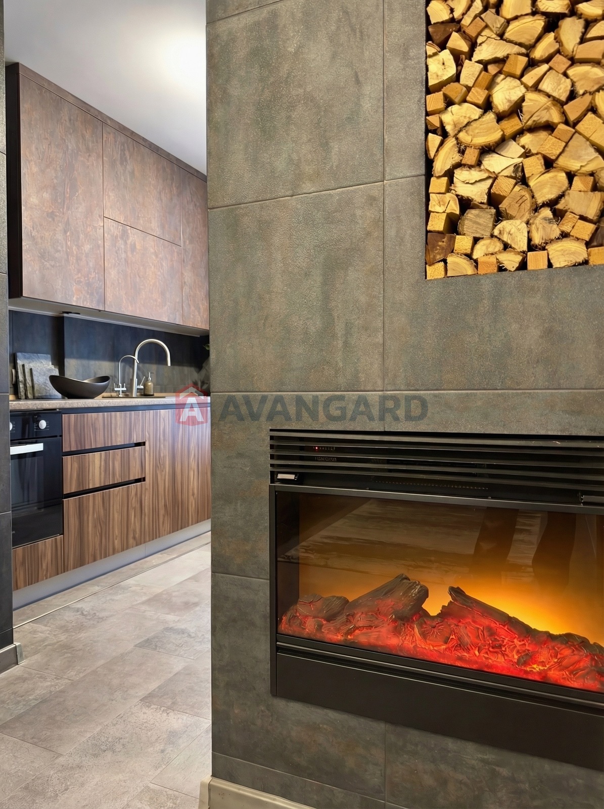 3 ����. ��������, 94/60/8 ��. �., 18/25 ���� ���� 2