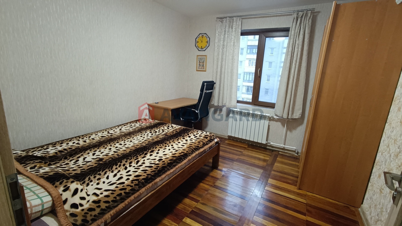 3 ��. ��������, 66/41,5/8 ��. �., 7/9 ������ ���� 15