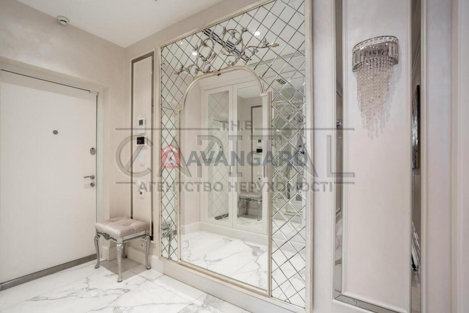 3 ����. ��������, 70/45/20 ��. �., 11/24 ���� ���� 18