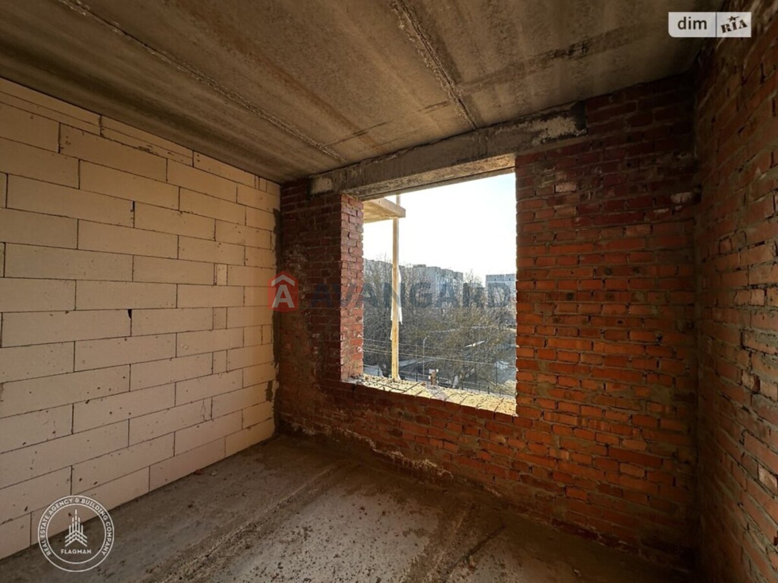 1 ��. ��������, 41/20/10 ��. �., 4/5 ������ ���� 3