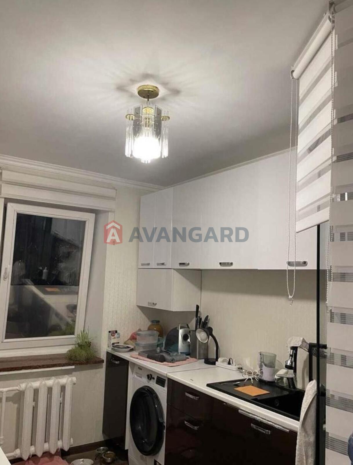 4 . , 84/65/8 . ., 1/9   3