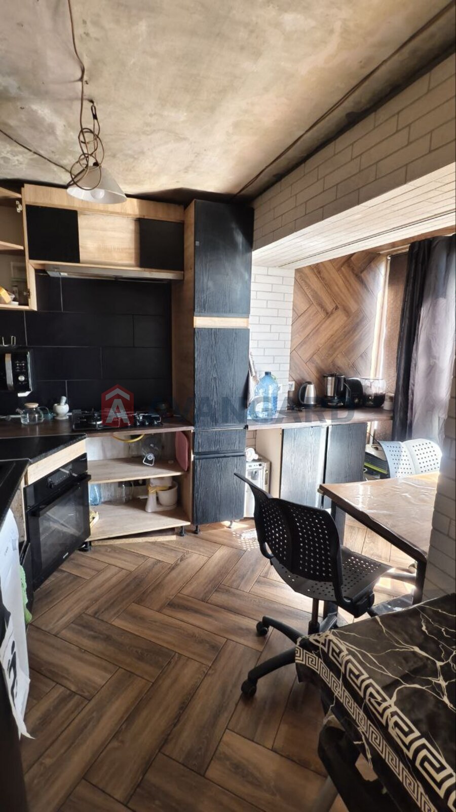 3 ��. ��������, 66/42/10 ��. �., 4/12 ������ ���� 5