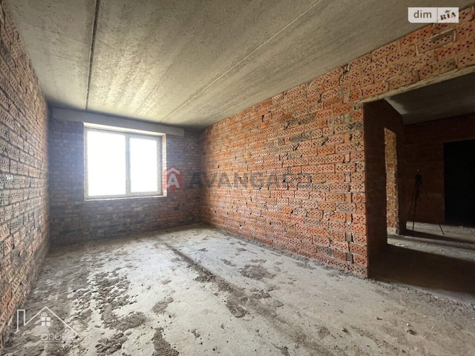 2 ��. ��������, 65/37/9 ��. �., 6/10 ������ ���� 16