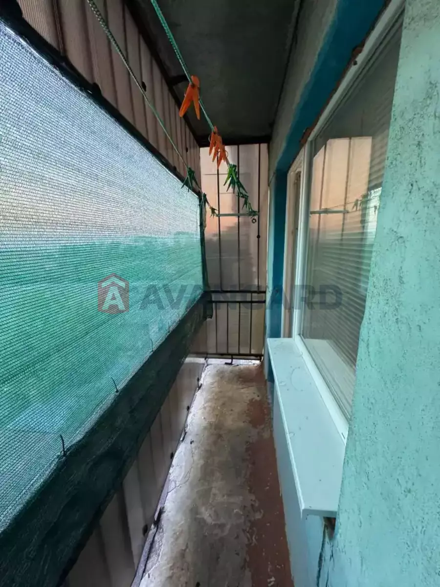 1 ��. ��������, 33/18/6 ��. �., 3/5 ������ ���� 7