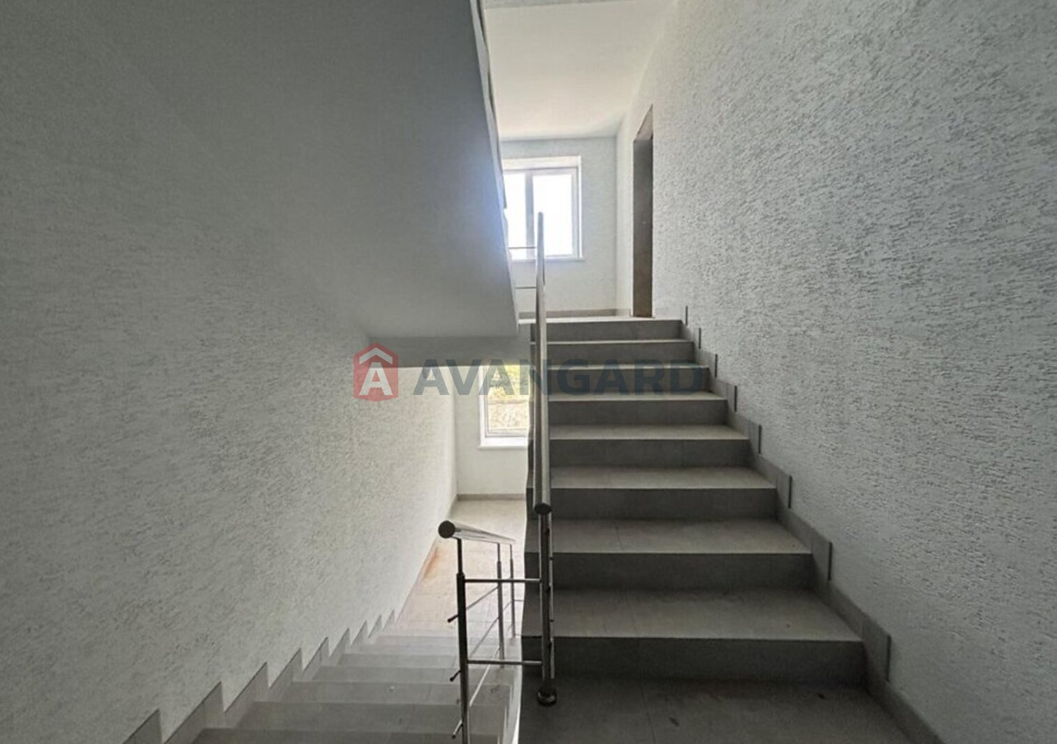 1 ��. ��������, 43/15/15 ��. �., 6/9 ������ ���� 4