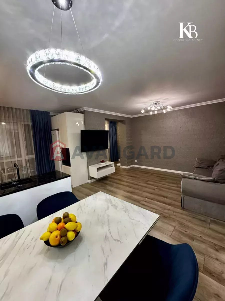 3 ��. ��������, 80/-/25 ��. �., 12/12 ������ ���� 8