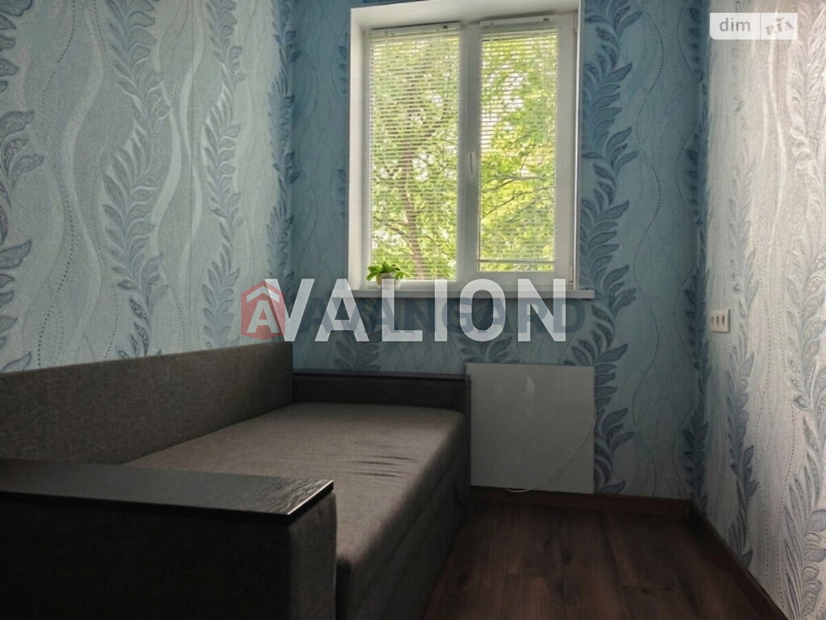 1 ��. ��������, 40/29/12 ��. �., 1/2 ������ ���� 5