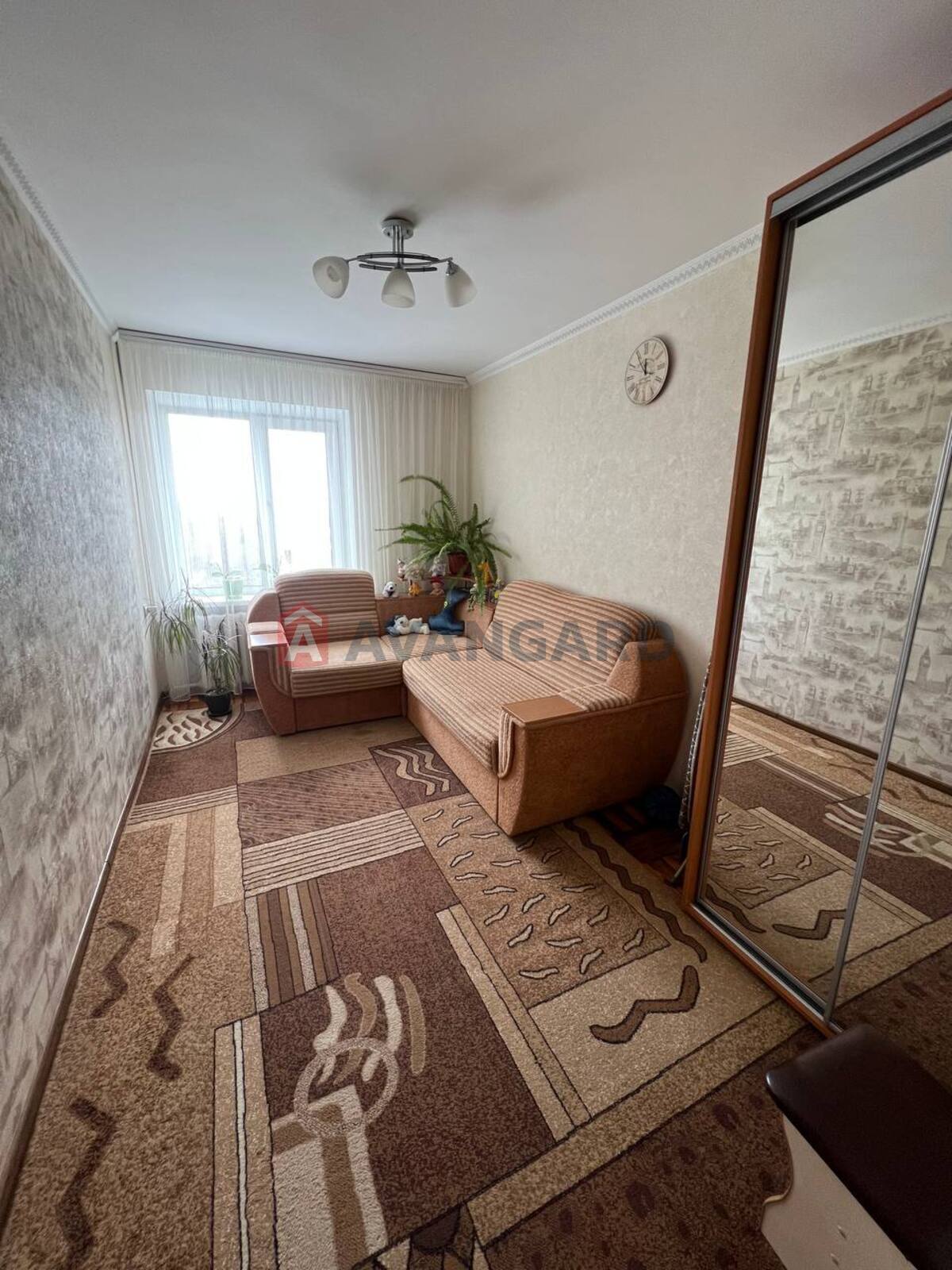 3 ����. ��������, 67/-/8 ��. �., 6/9 ���� ���� 19