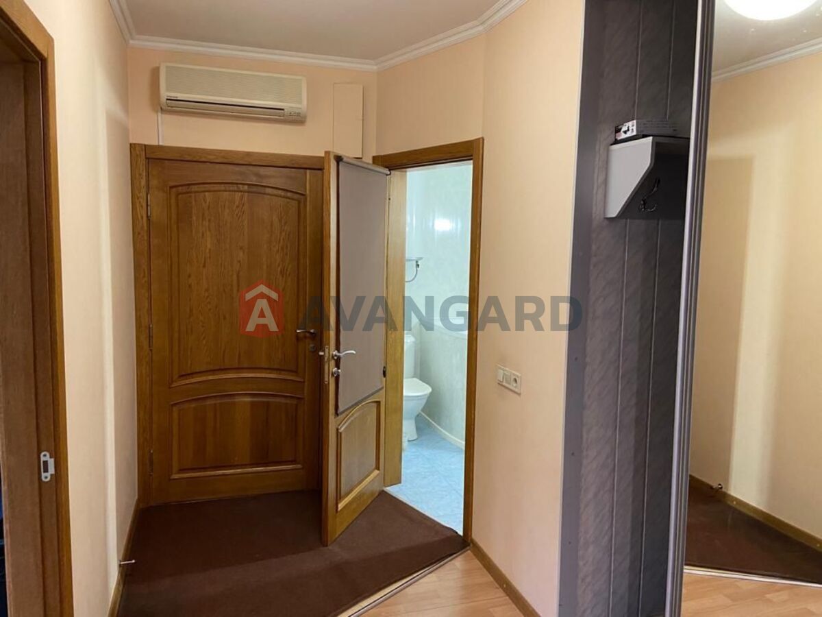 4 ��. ��������, 90/63/14 ��. �., 3/4 ������ ���� 1