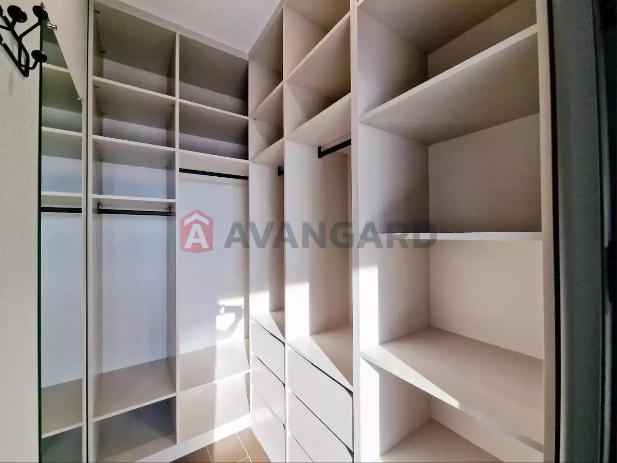 1 ��. ��������, 52/-/- ��. �., 21/33 ������ ���� 16