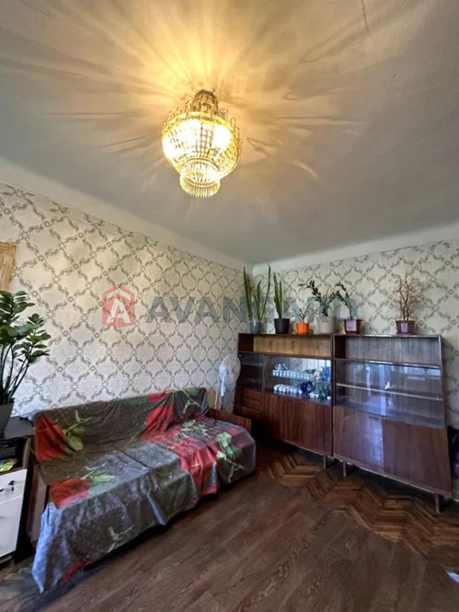 2 . , 41/-/4 . ., 4/4   7