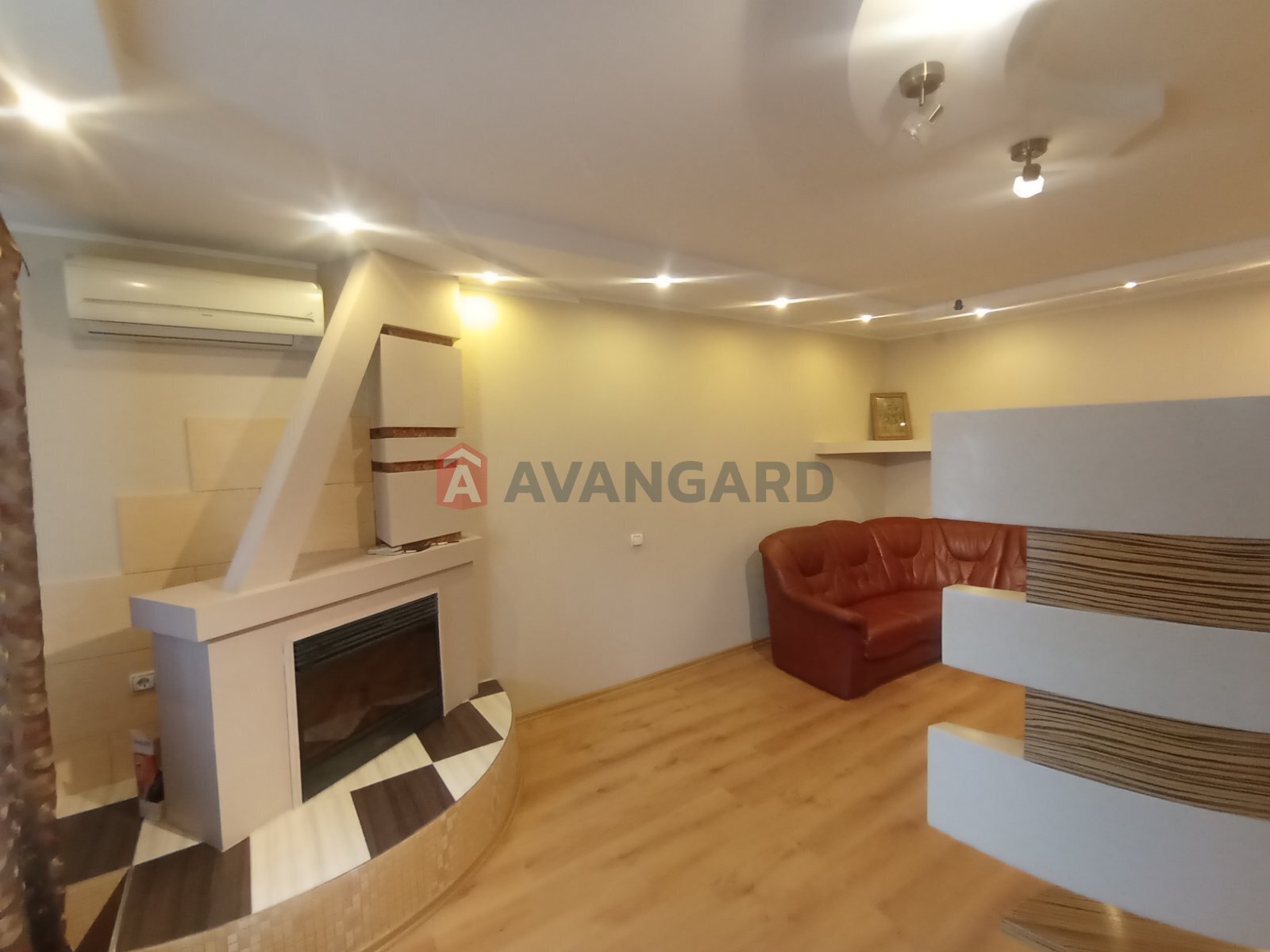 3 . , 99/42/34 . ., 8/9   3