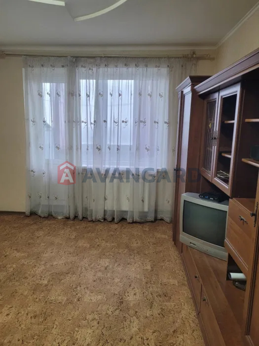 2 ��. ��������, 52/-/7 ��. �., 9/9 ������ ���� 2