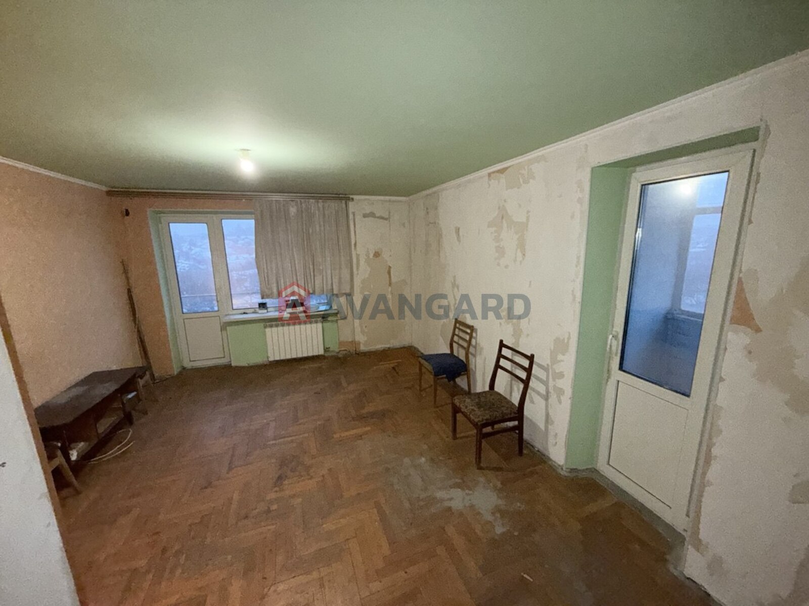 1 ��. ��������, 38/7/6 ��. �., 6/9 ������ ���� 3