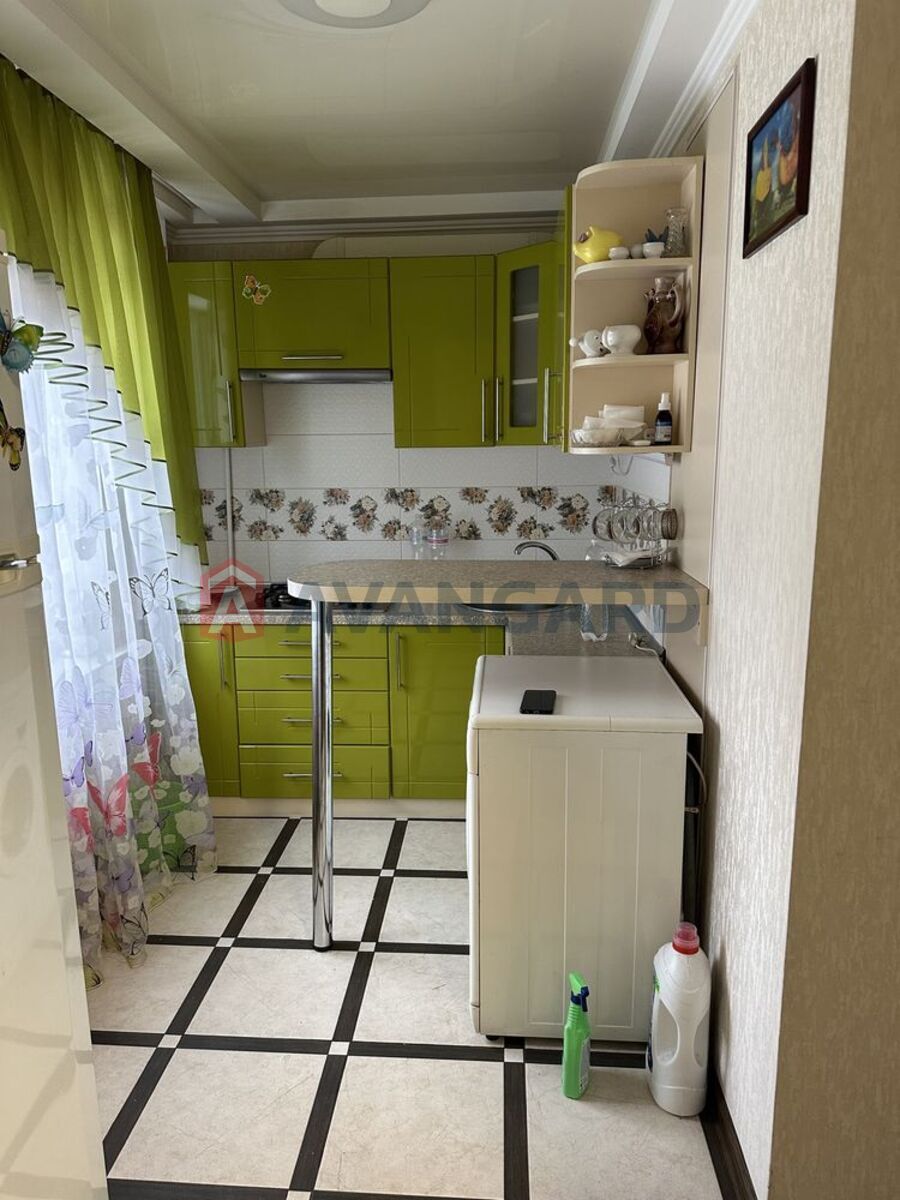 3 ��. ��������, 54/-/7 ��. �., 3/5 ������ ���� 17