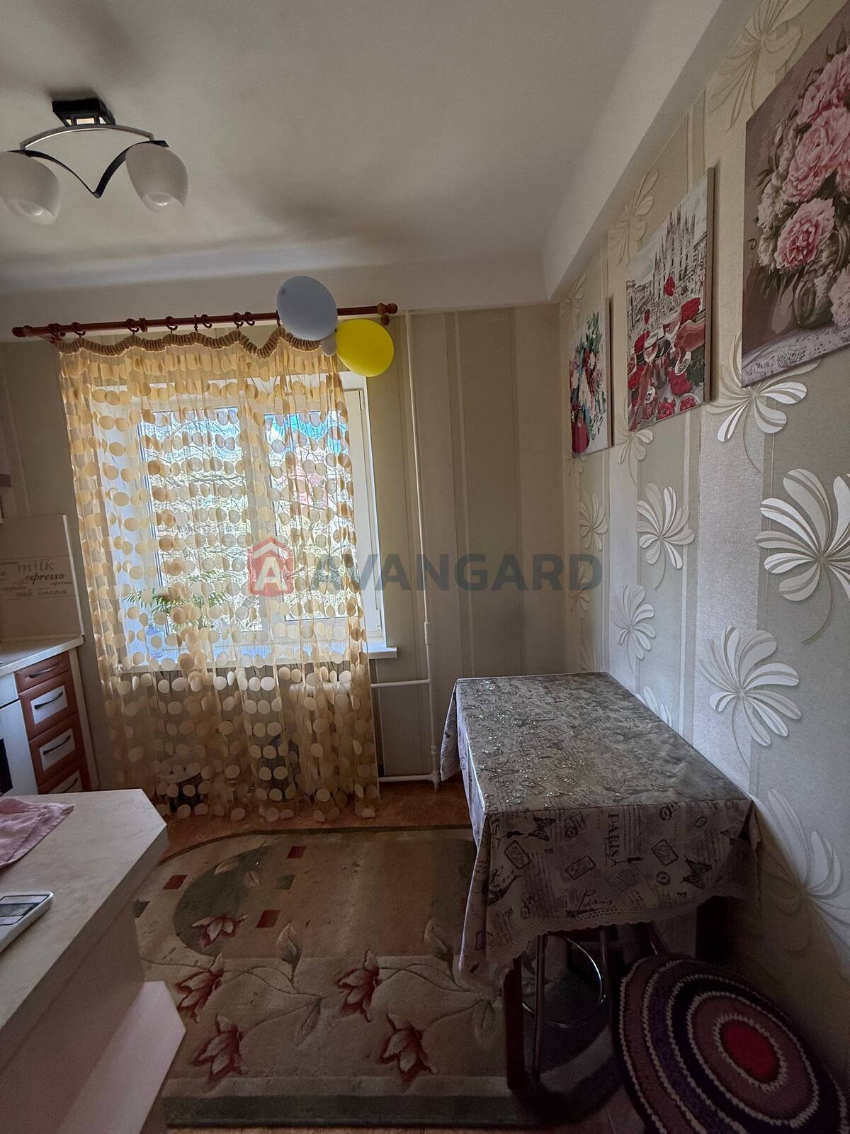 2 ��. ��������, 44/-/6 ��. �., 3/5 ������ ���� 6