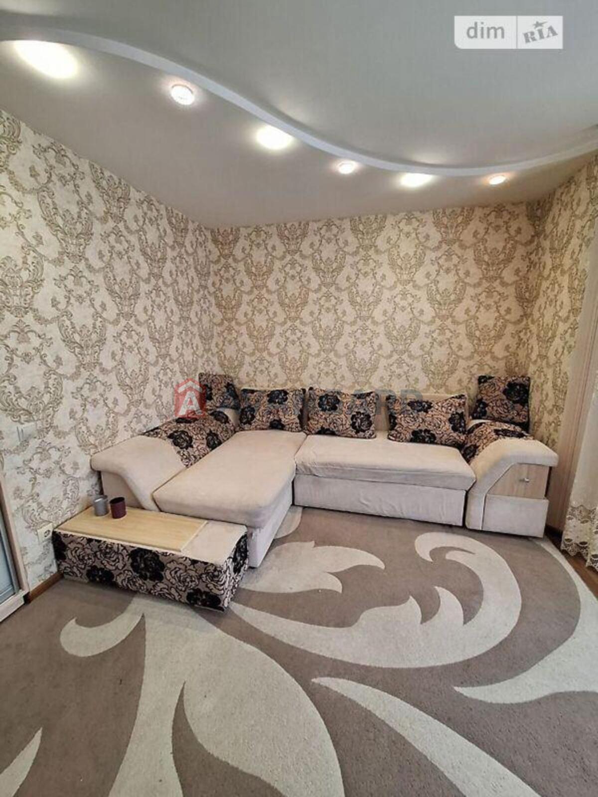 2 ��. ��������, 67/-/12 ��. �., 10/10 ������ ���� 1