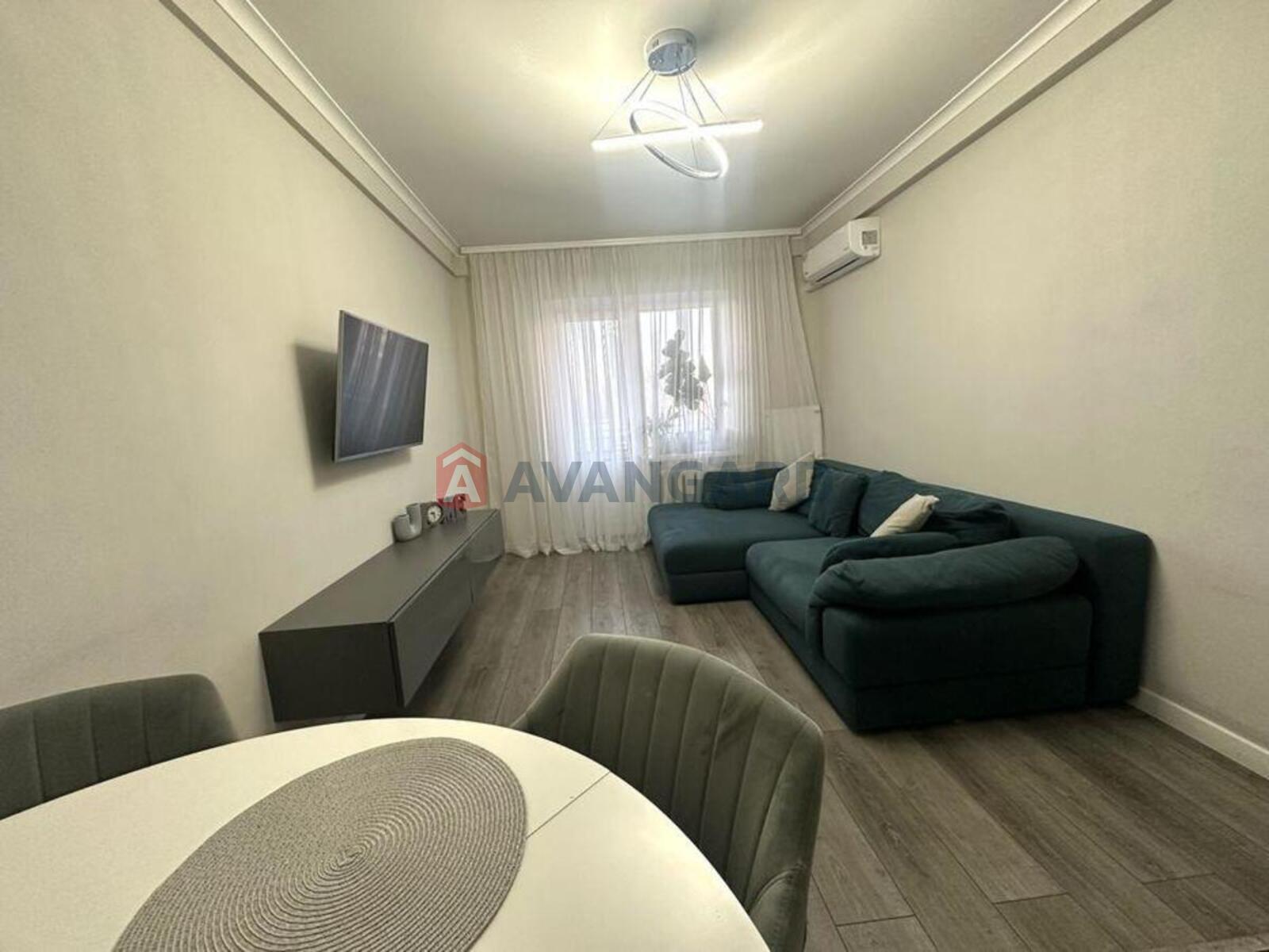 3 ��. ��������, 60/-/8 ��. �., 8/9 ������ ���� 8