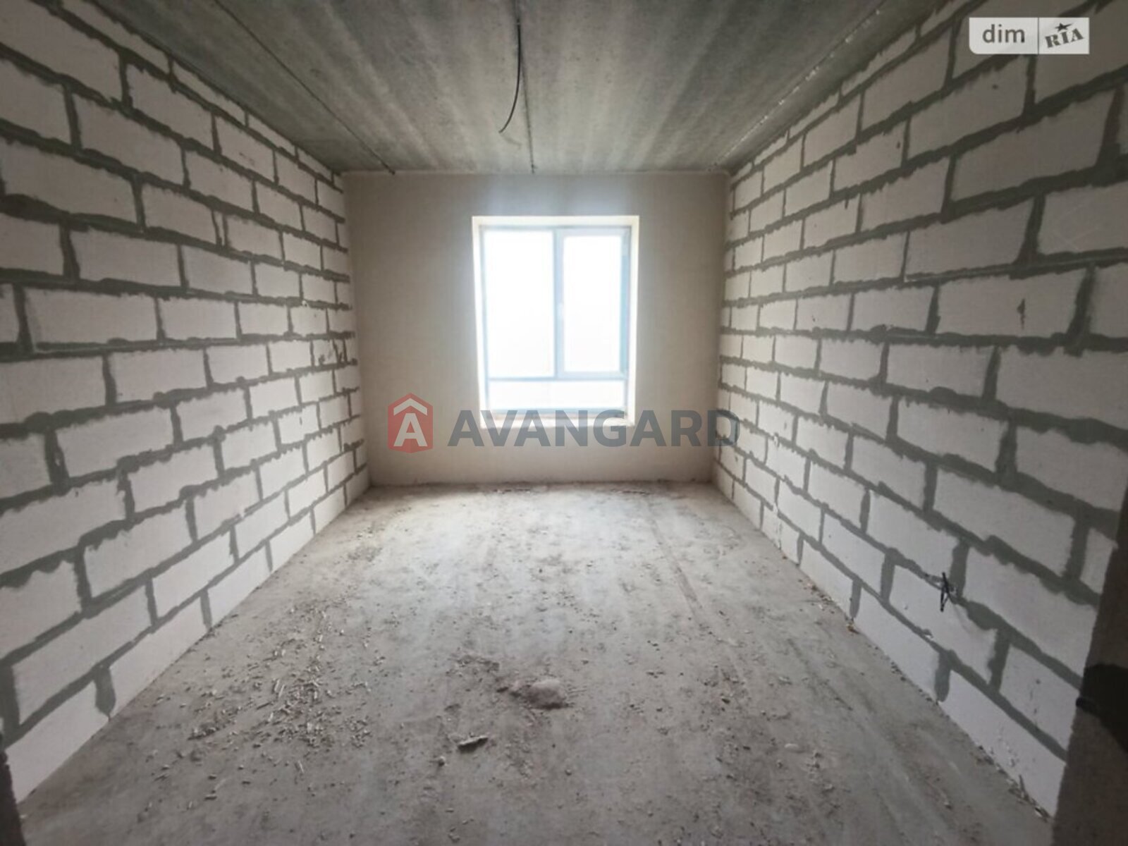 2 ��. ��������, 57/27/11 ��. �., 6/10 ������ ���� 14