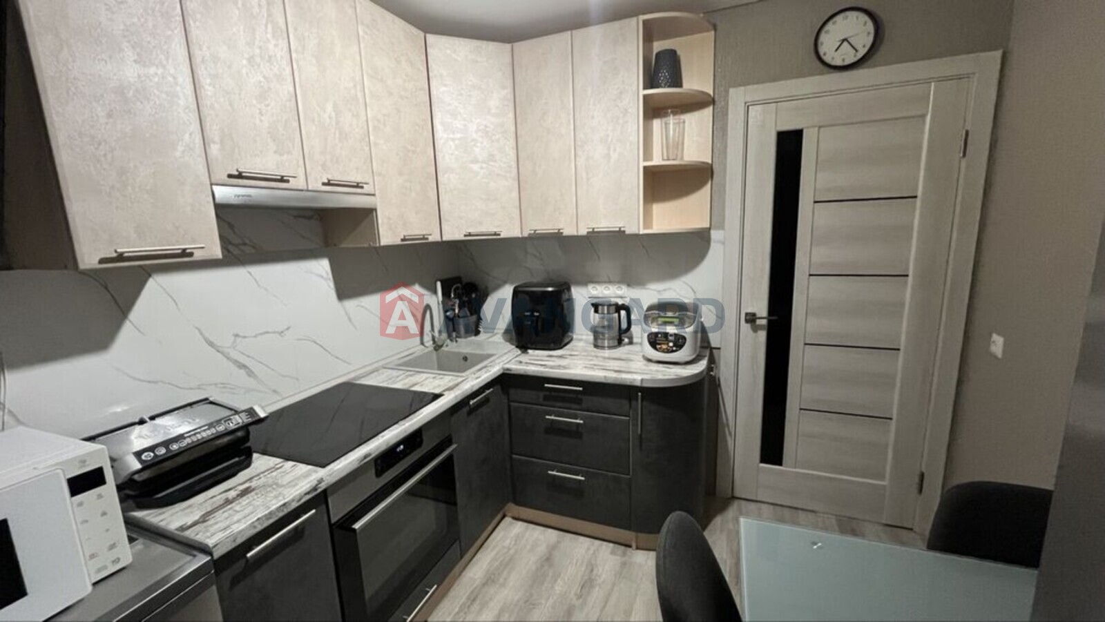 2 ��. ��������, 50/-/7 ��. �., 12/14 ������ ���� 9