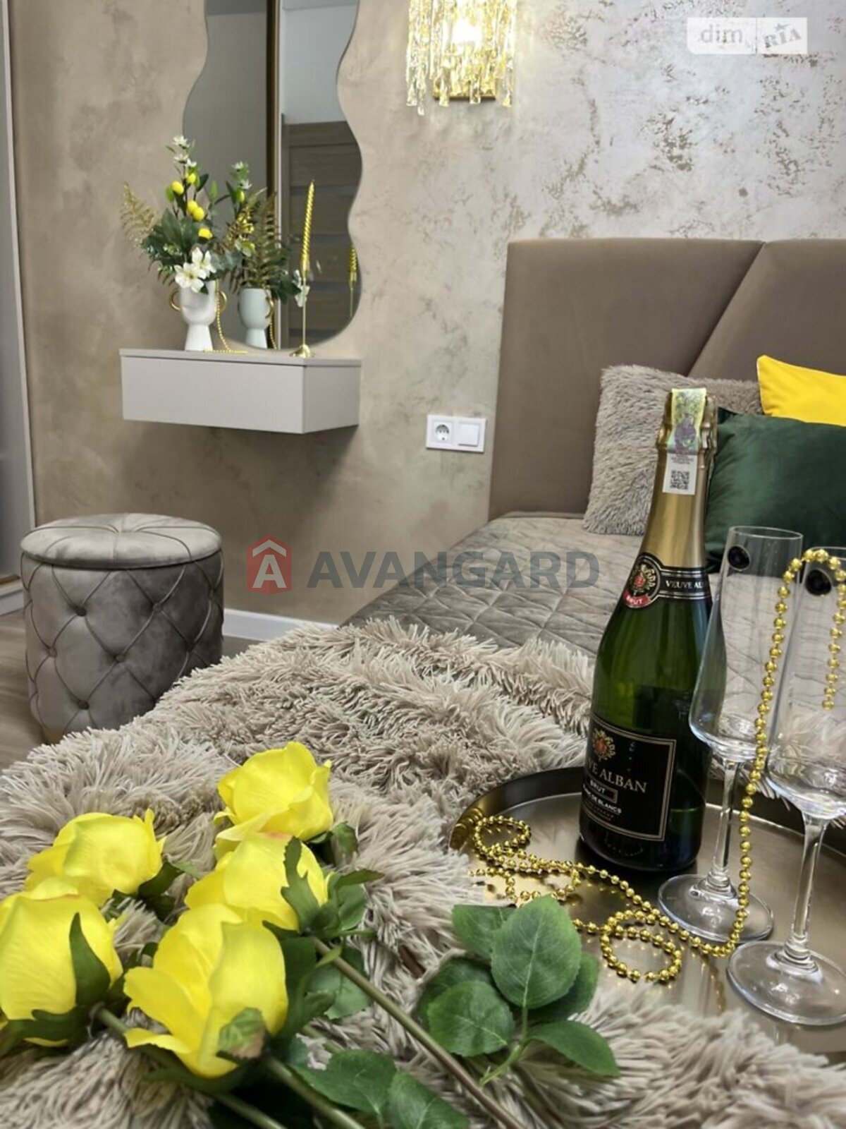 2 ��. ��������, 70/32/26 ��. �., 4/8 ������ ���� 3