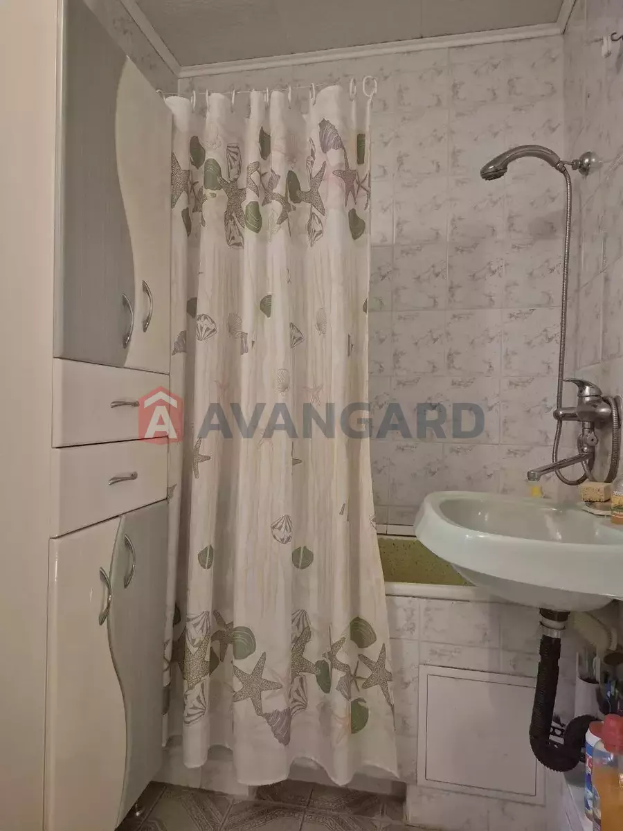 1 ��. ��������, 41/-/- ��. �., 9/16 ������ ���� 8