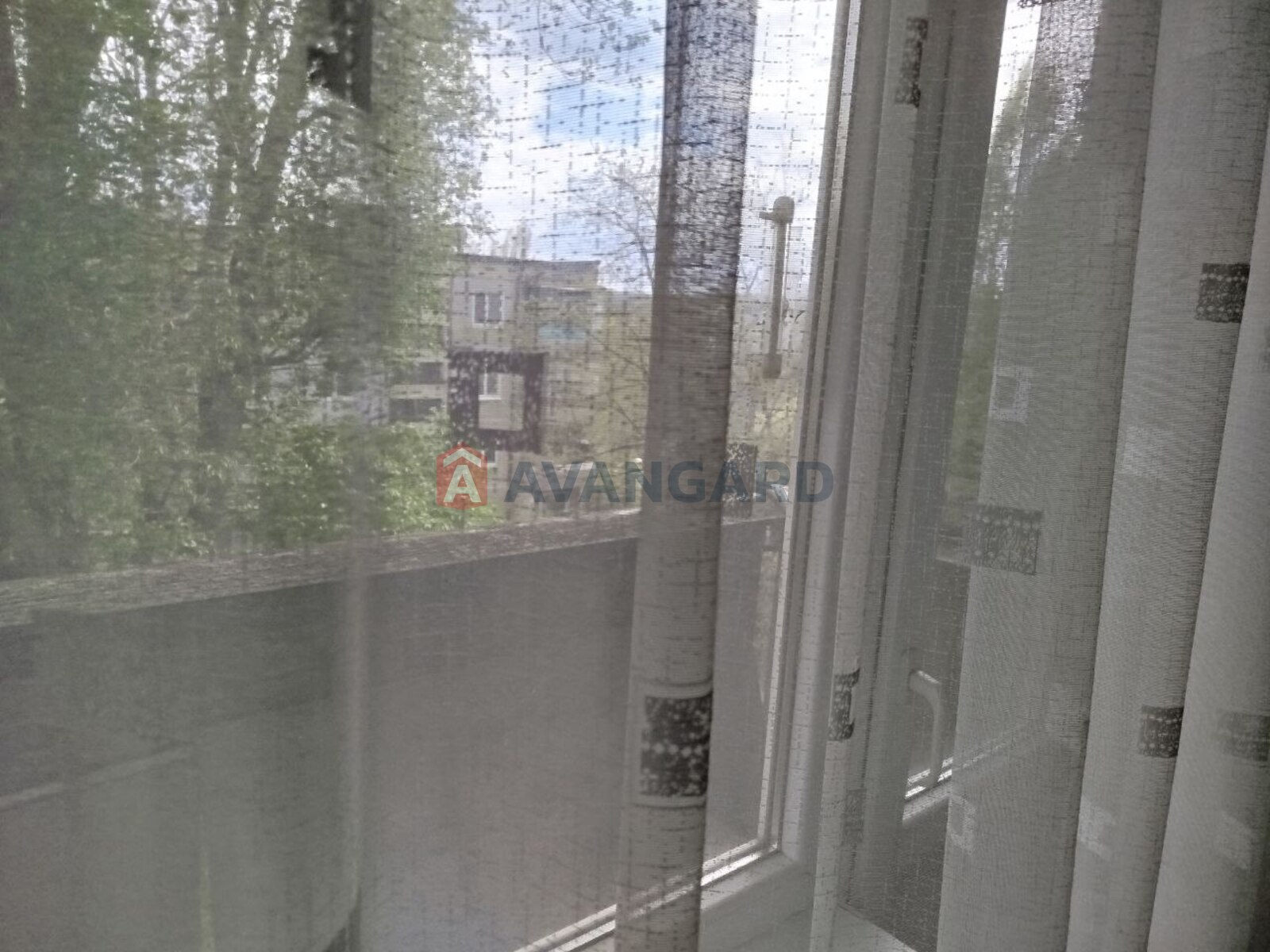 1 ����. ��������, 29,8 / 21 / 7.1 ��. �., 5/5 ���� ���� 3