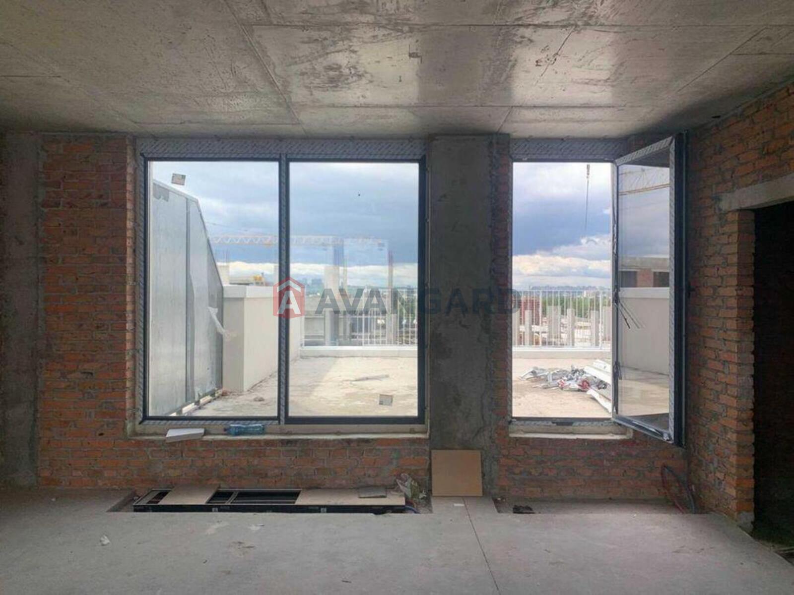 4 ��. ��������, 180/-/36 ��. �., 9/9 ������ ���� 3