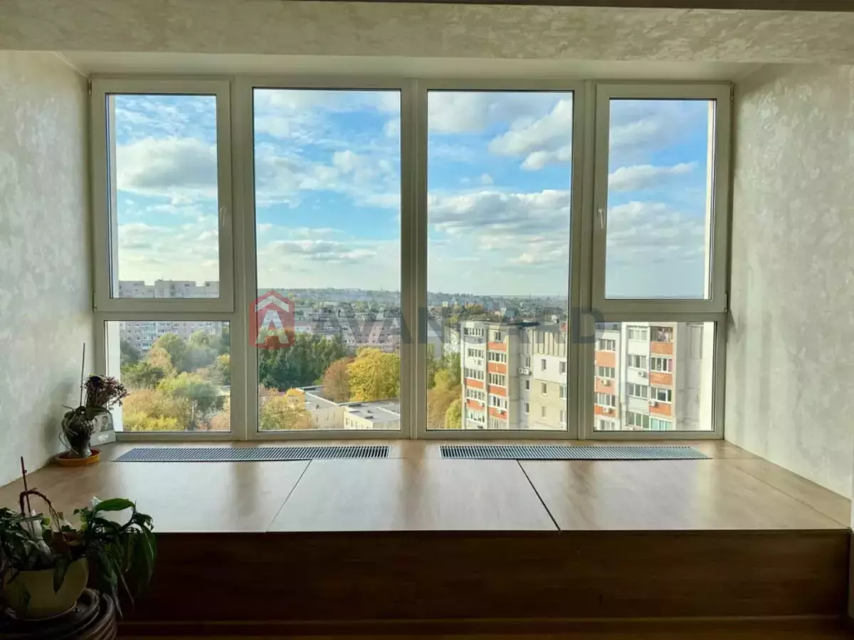 6 кім. квартира, 215/-/15 кв. м., 9/10 поверх фото 6 6 кім. квартира, 215/-/15 кв. м., 9/10 поверх фото 6