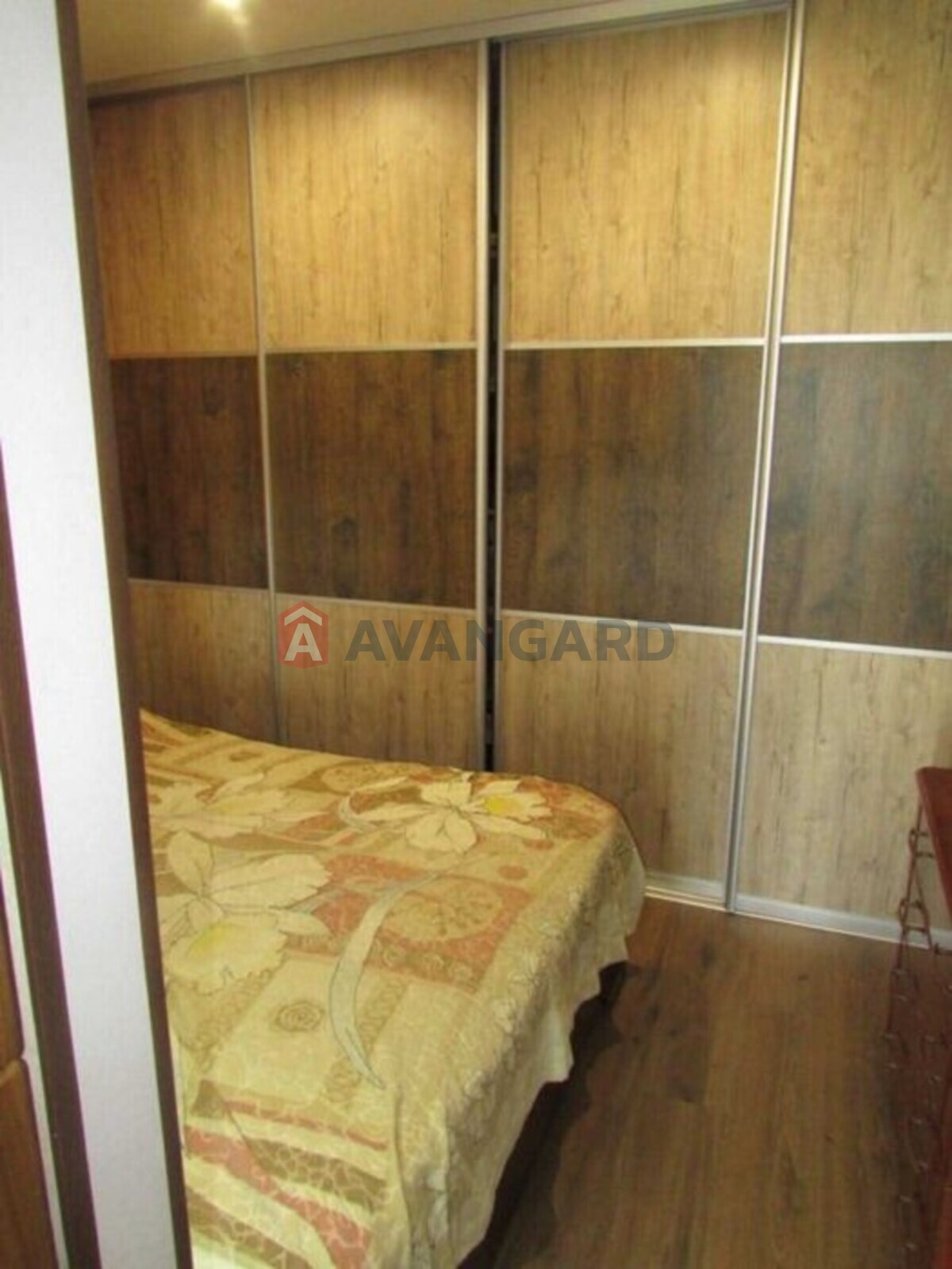 1 ��. ��������, 44/-/15 ��. �., 7/8 ������ ���� 10