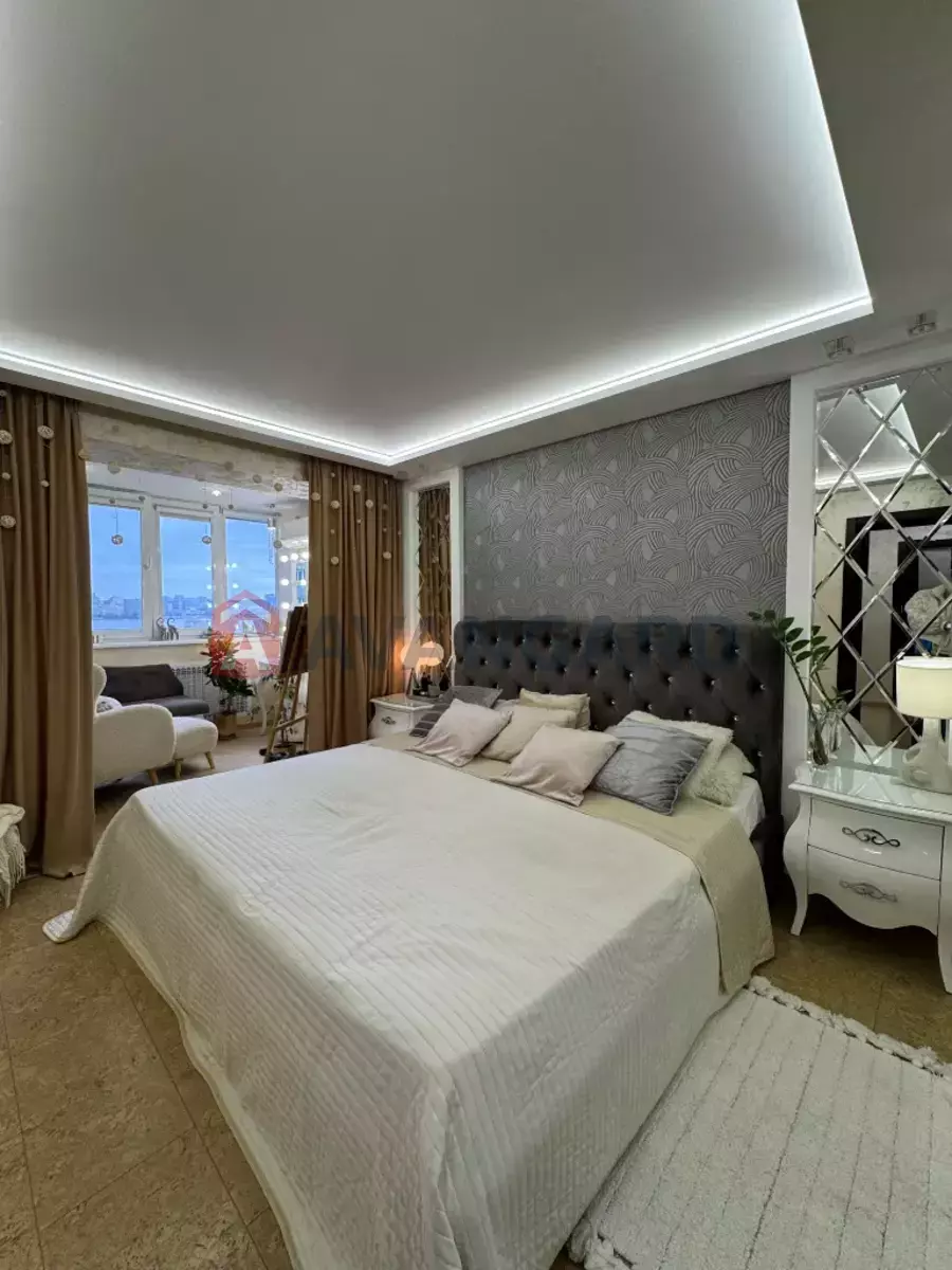 4 ��. ��������, 104/-/- ��. �., 7/9 ������ ���� 10