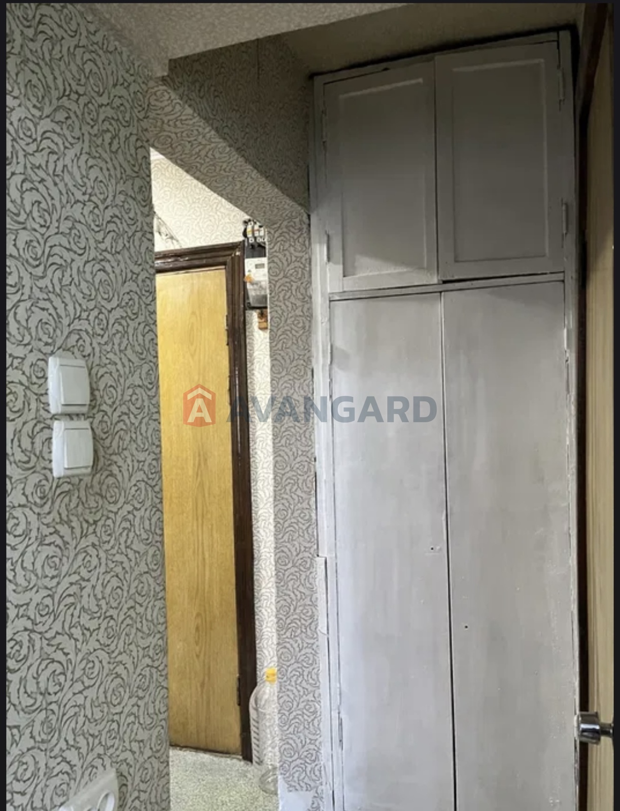 3 ��. ��������, 60/-/7 ��. �., 6/9 ������ ���� 4