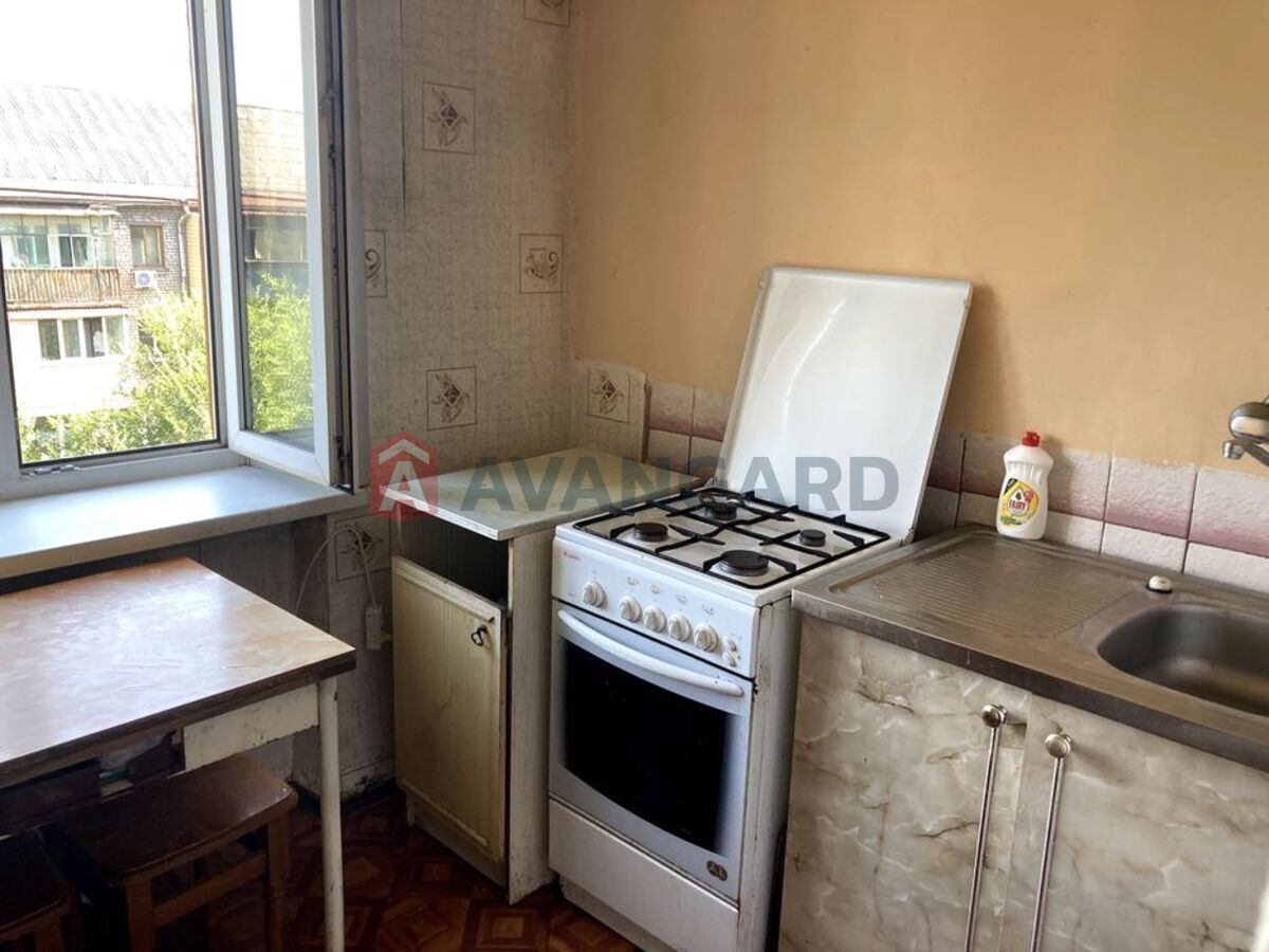 3 ��. ��������, 57/-/4 ��. �., 5/5 ������ ���� 1