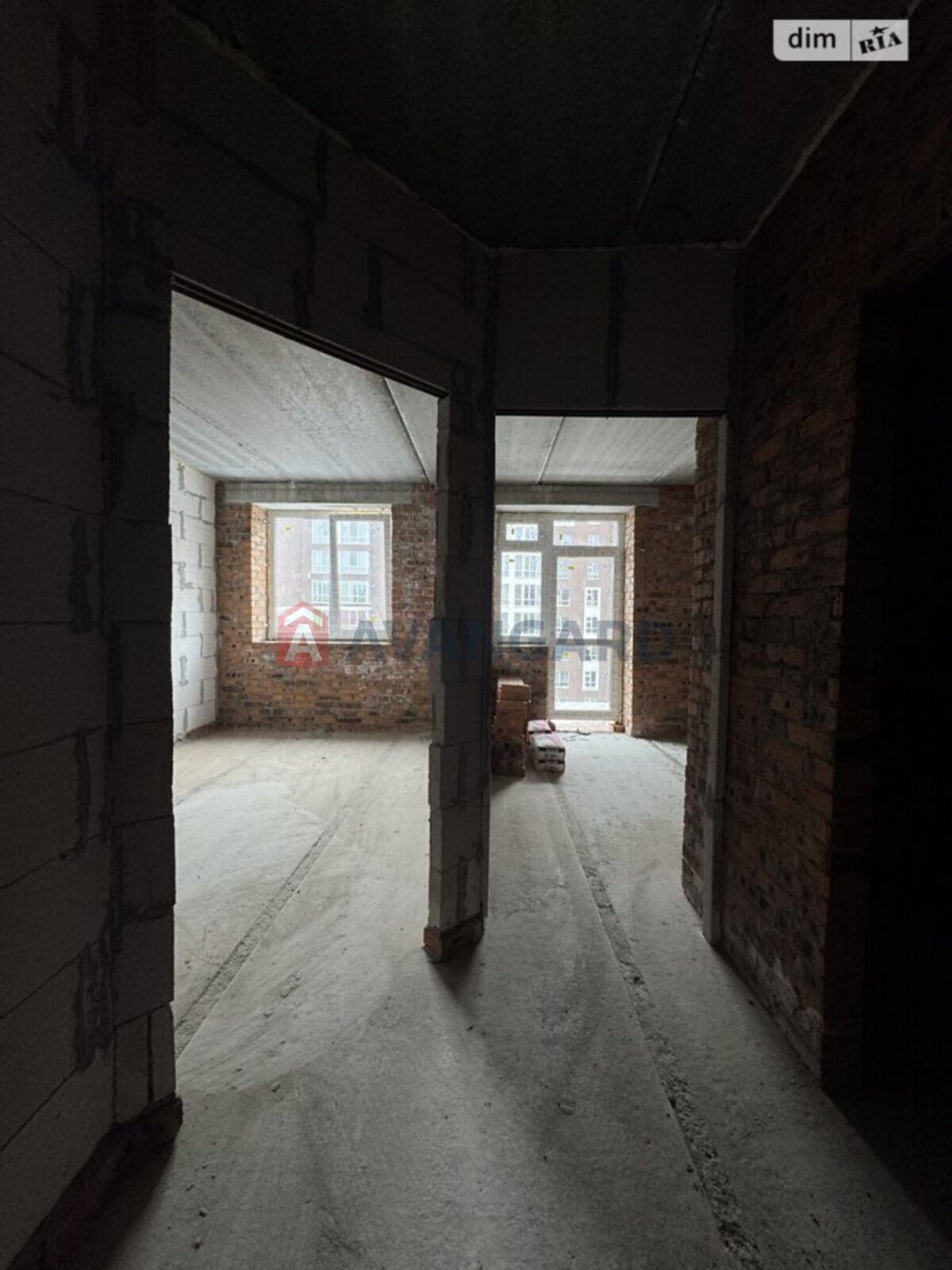 1 ��. ��������, 35/15/9 ��. �., 6/10 ������ ���� 1