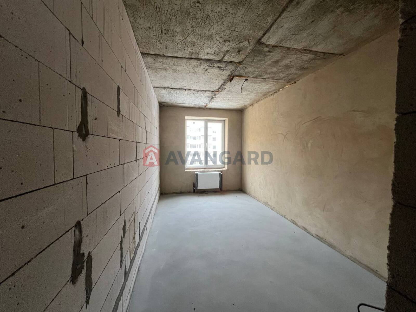 2 ����. ��������, 58/-/12 ��. �., 8/10 ���� ���� 6