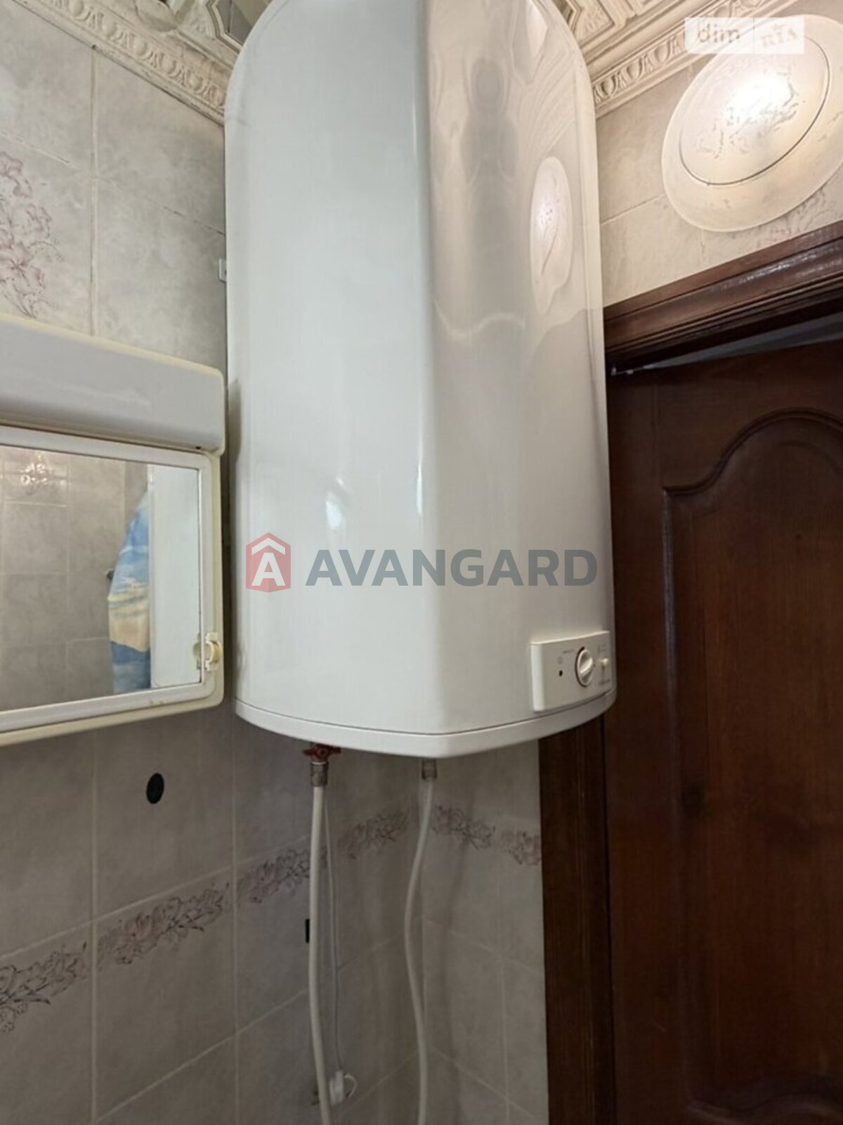 3 ��. ��������, 75/-/8 ��. �., 6/10 ������ ���� 8