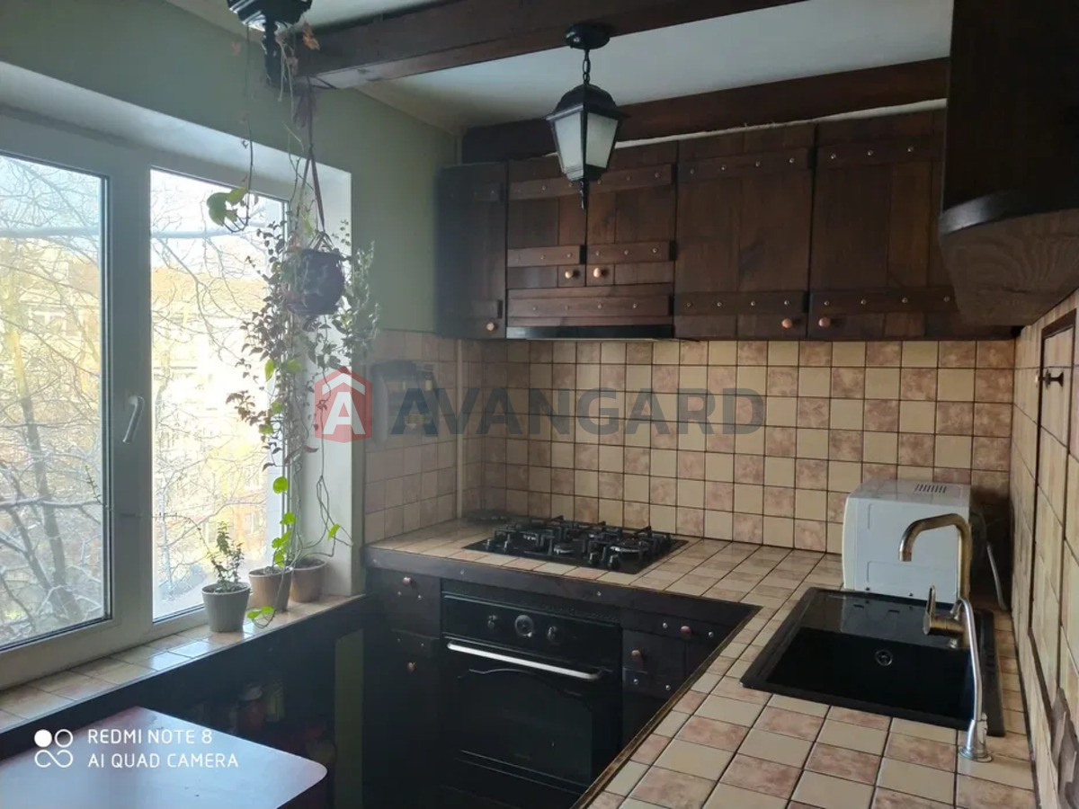 3 ��. ��������, 54/-/6 ��. �., 4/5 ������ ���� 1