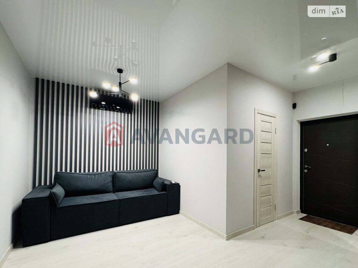 1 ��. ��������, 45/8/25 ��. �., 15/15 ������ ���� 3