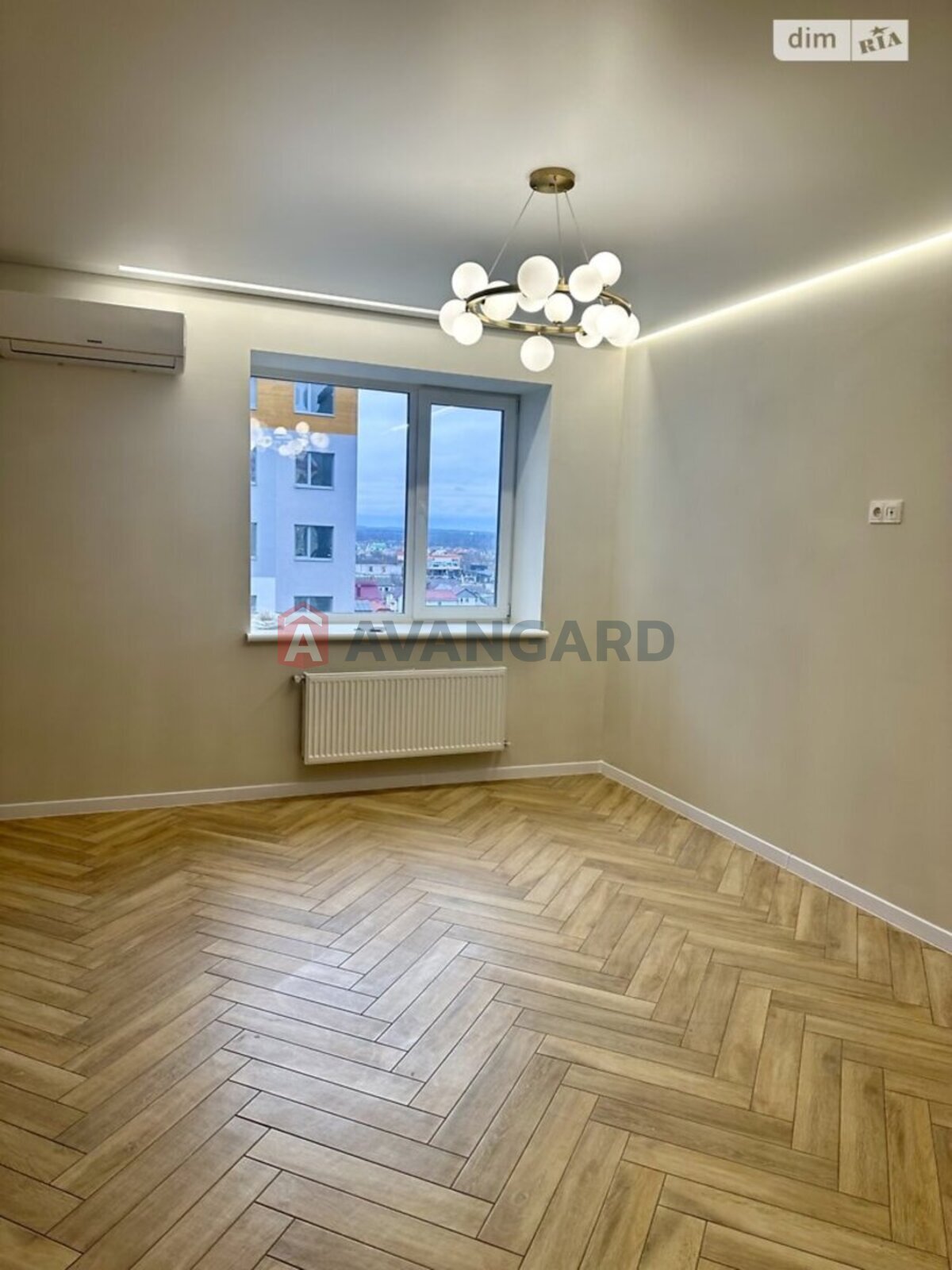 2 ����. ��������, 82/-/- ��. �., 6/10 ���� ���� 2